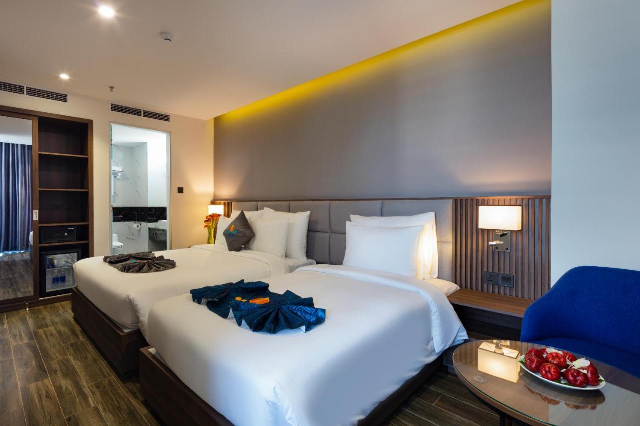 Amber Hotel Managed By Ht Nha Trang Exteriör bild