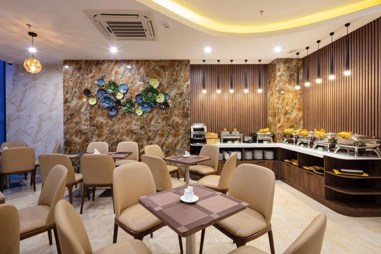 Amber Hotel Managed By Ht Nha Trang Exteriör bild